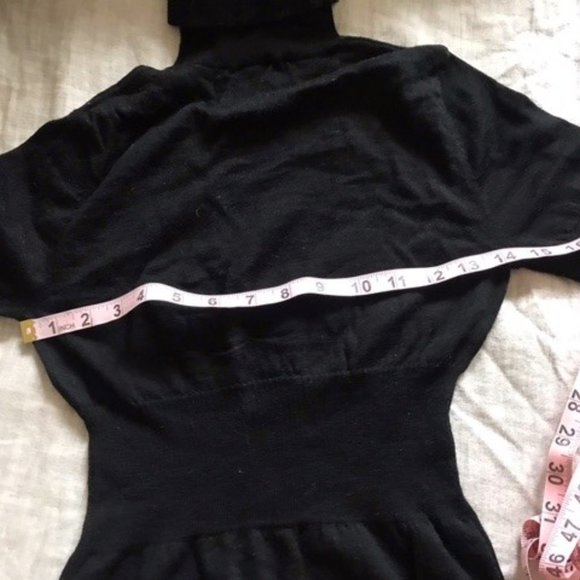 Wool sweater - Picture 2 of 6